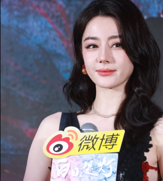 热巴追剧团 两套